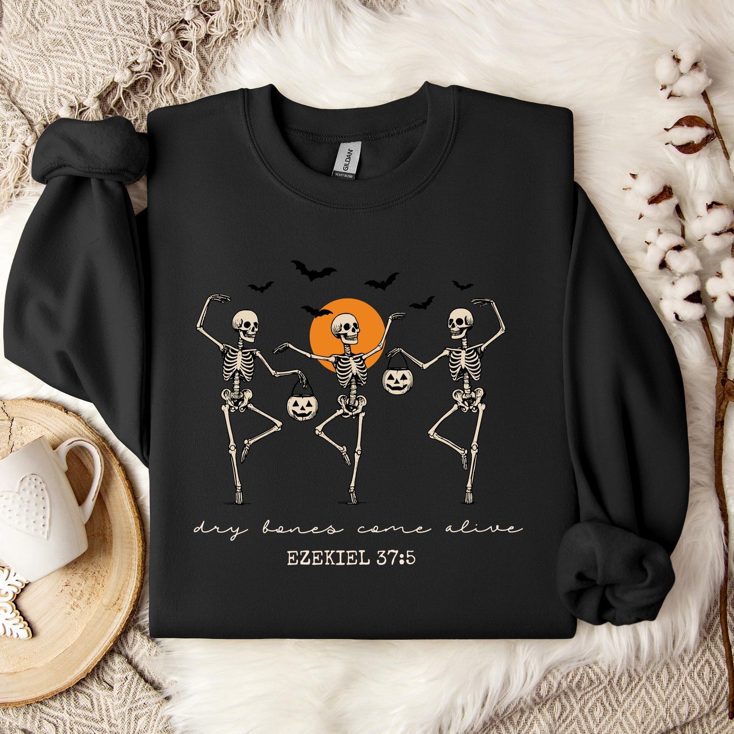 Dry Bones Come Alive Ezekiel 37.5 01 Sweatshirt