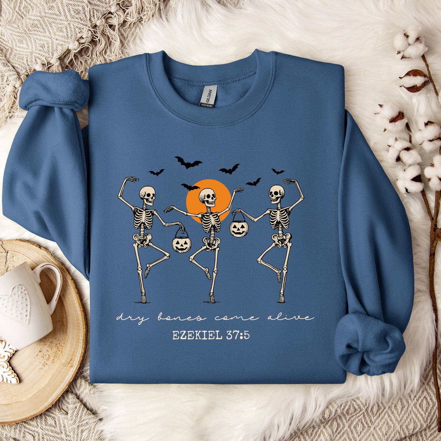 Dry Bones Come Alive Ezekiel 37.5 01 Sweatshirt