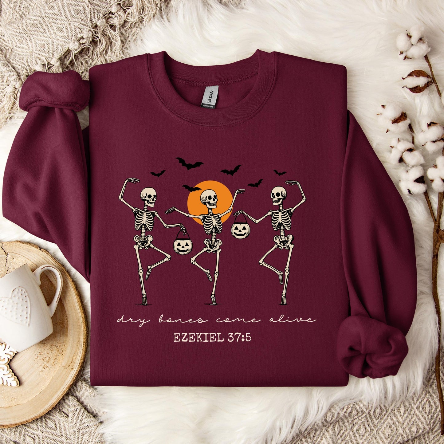 Dry Bones Come Alive Ezekiel 37.5 01 Sweatshirt