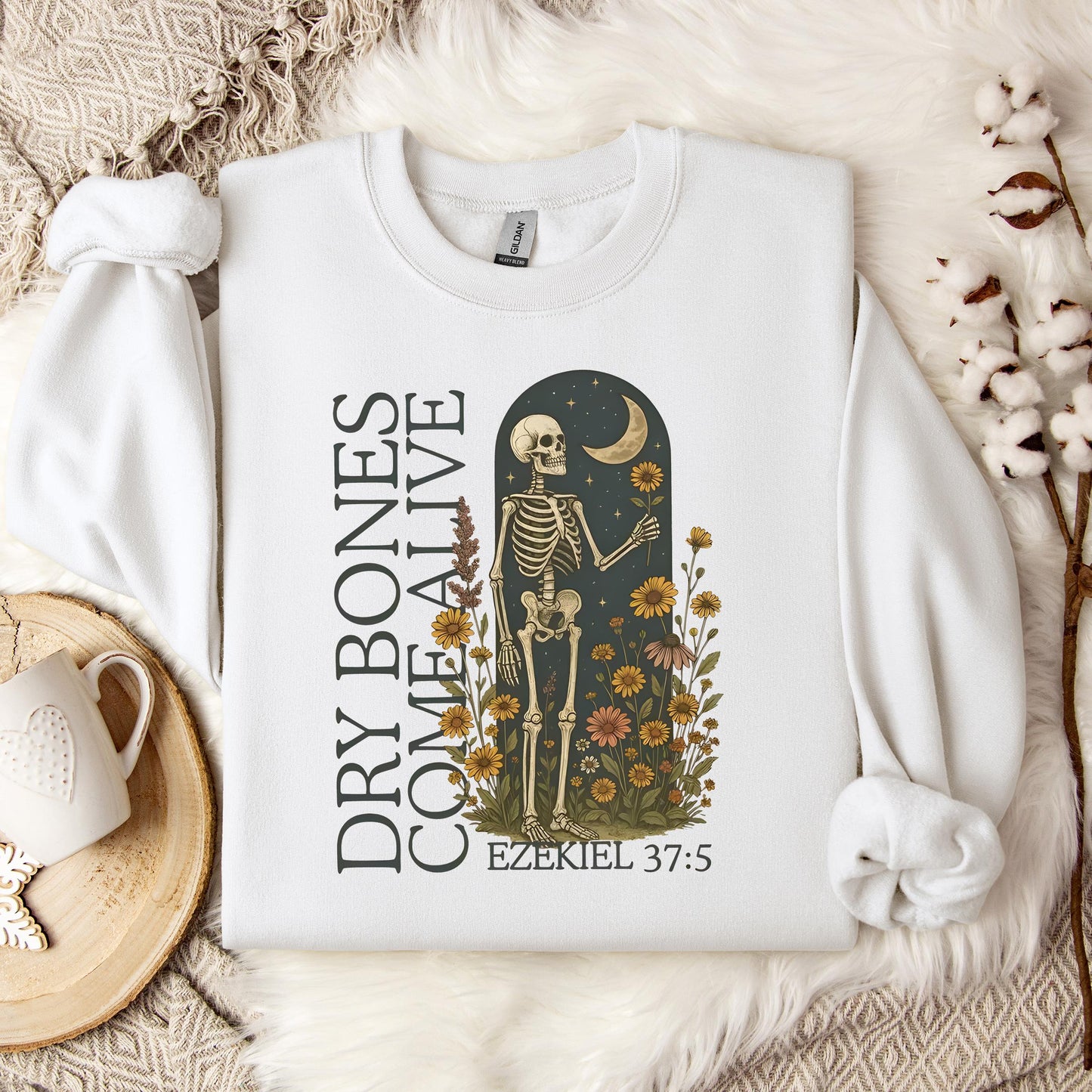 Dry Bones Come Alive Ezekiel 37.5 02 Sweatshirt