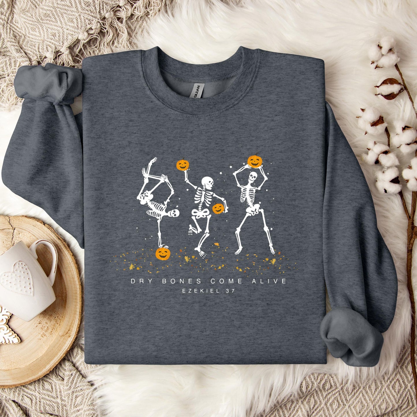 Dry Bones Come Alive Ezekiel 37 01 Sweatshirt
