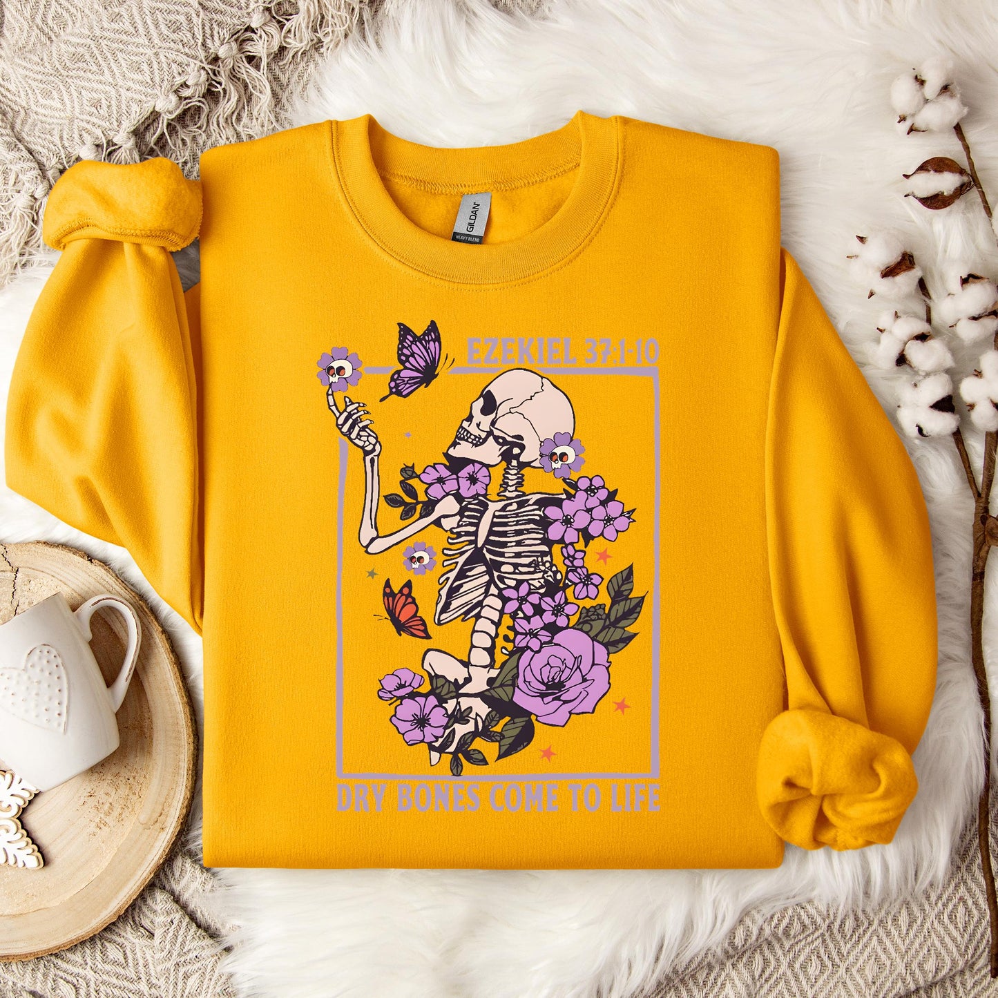 Dry Bones Come To Life Ezekiel 37.1-10 Sweatshirt