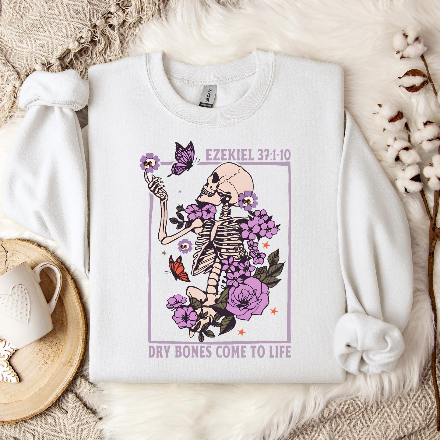 Dry Bones Come To Life Ezekiel 37.1-10 Sweatshirt