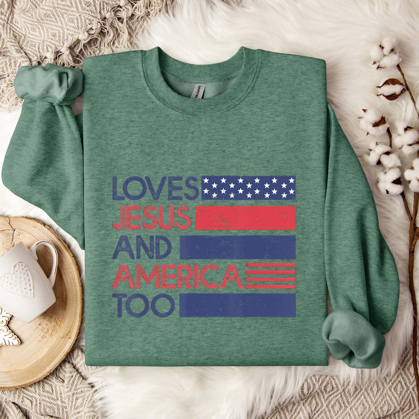Loves Jesus & America Too American Patriotic 4th Of July Sweatshirt
