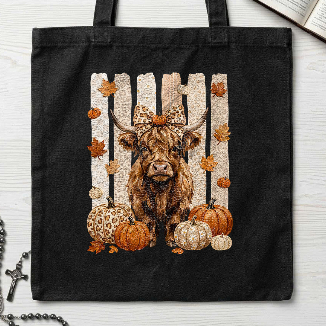 Fall Highland Cow 01