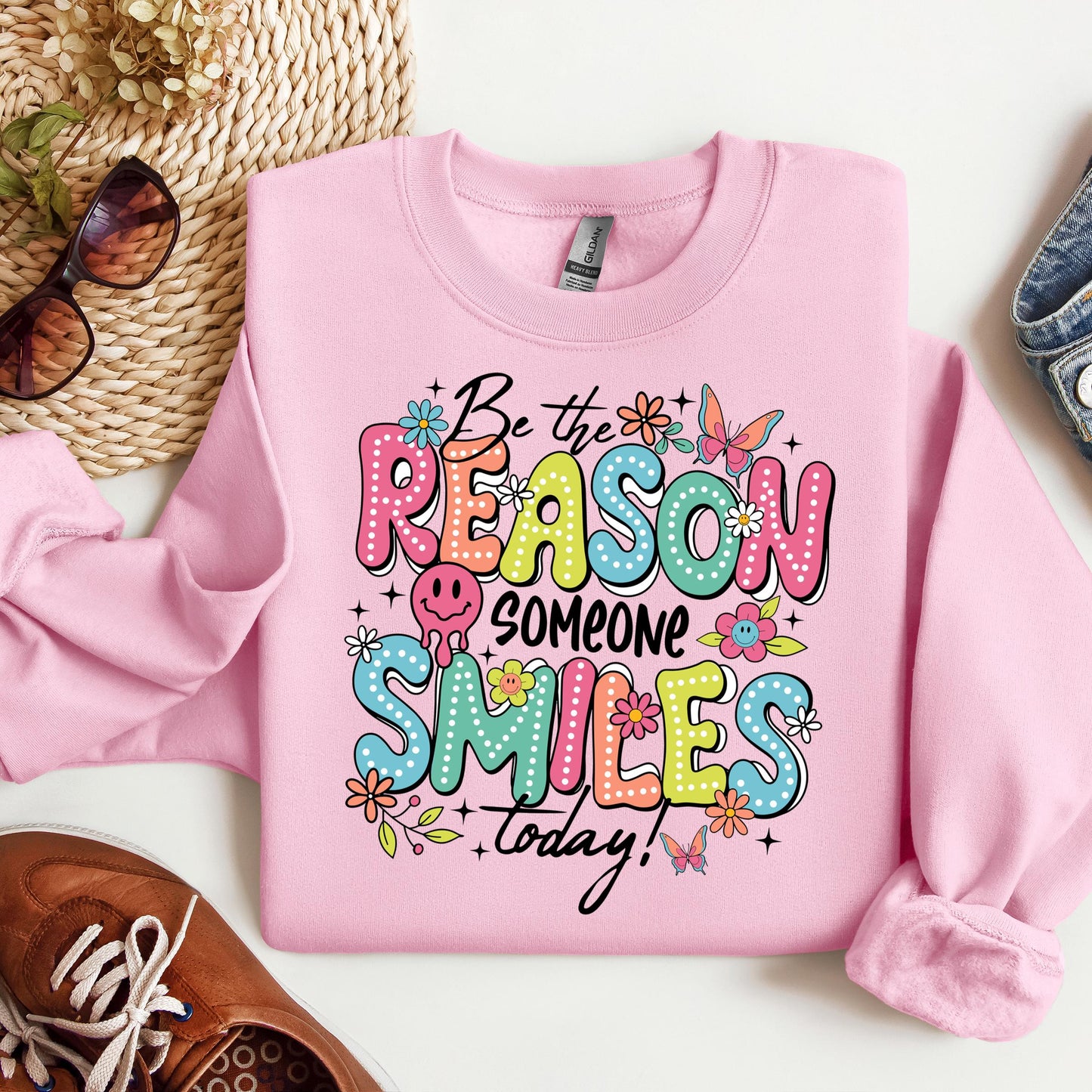 Be The Reason Someone Smiles Today 01
