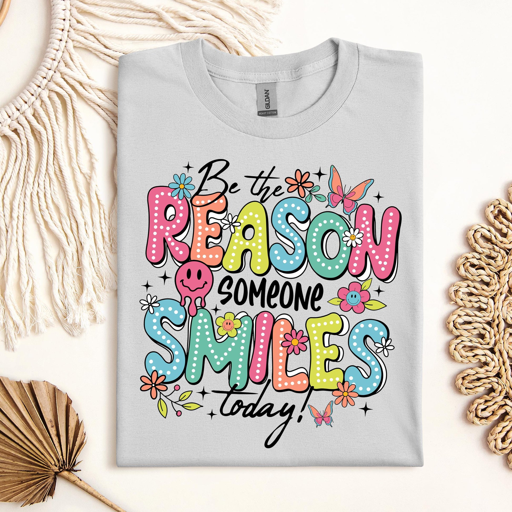 Be The Reason Someone Smiles Today 01