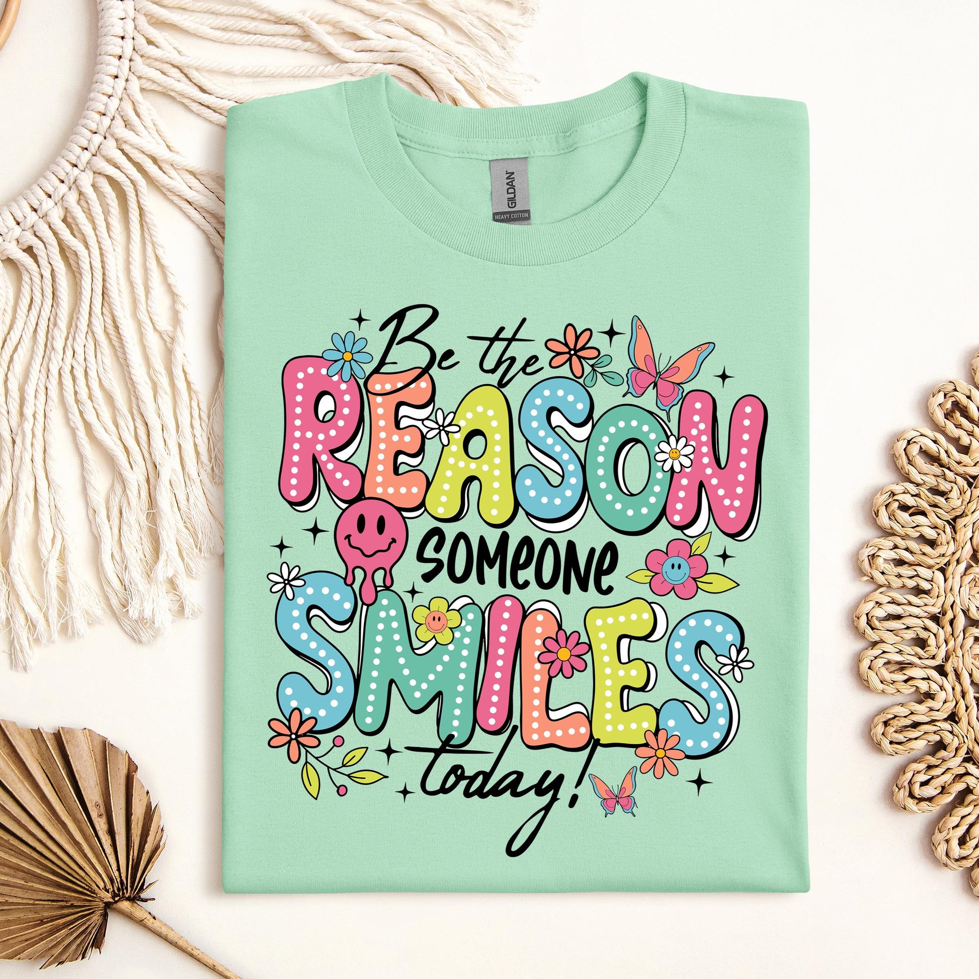Be The Reason Someone Smiles Today 01