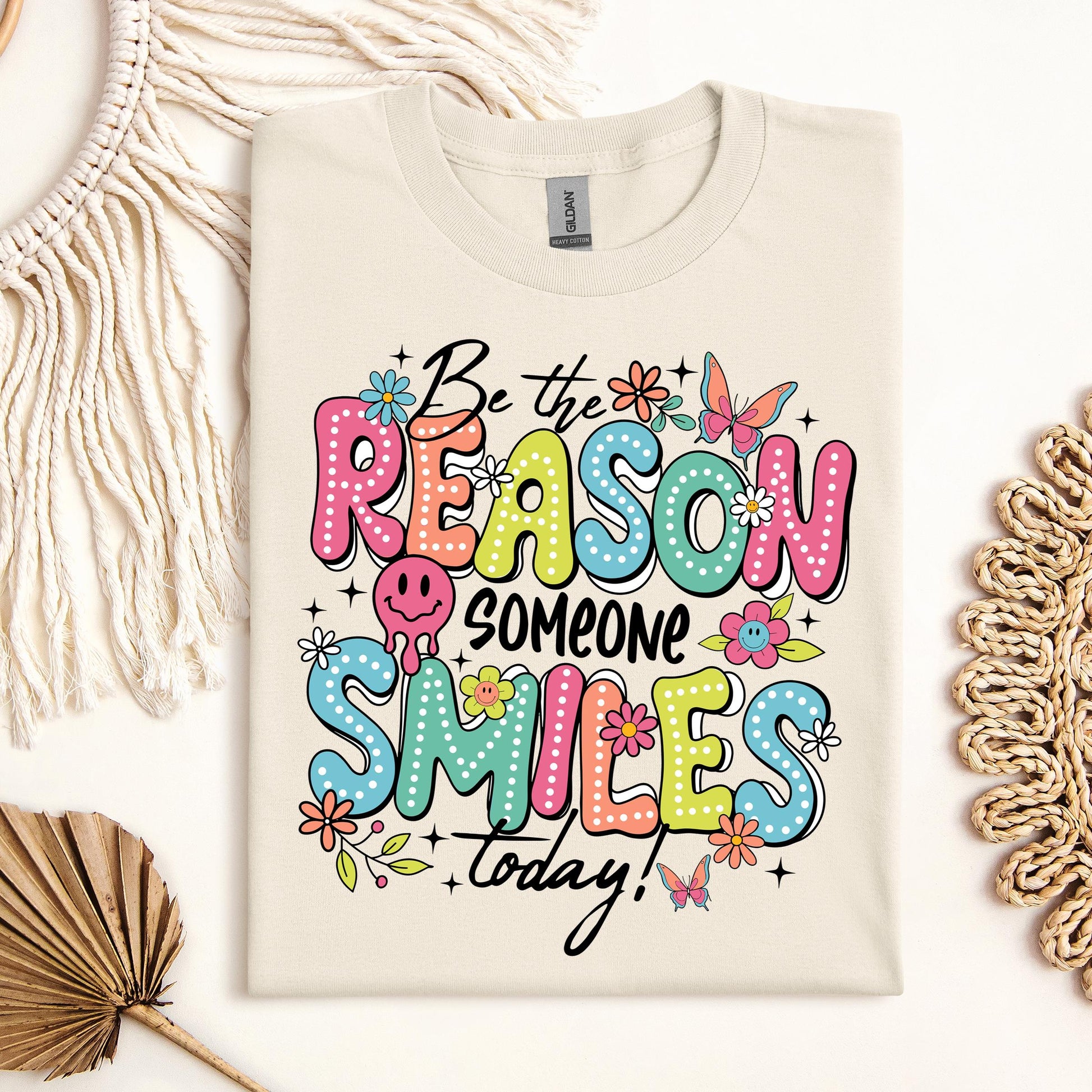 Be The Reason Someone Smiles Today 01