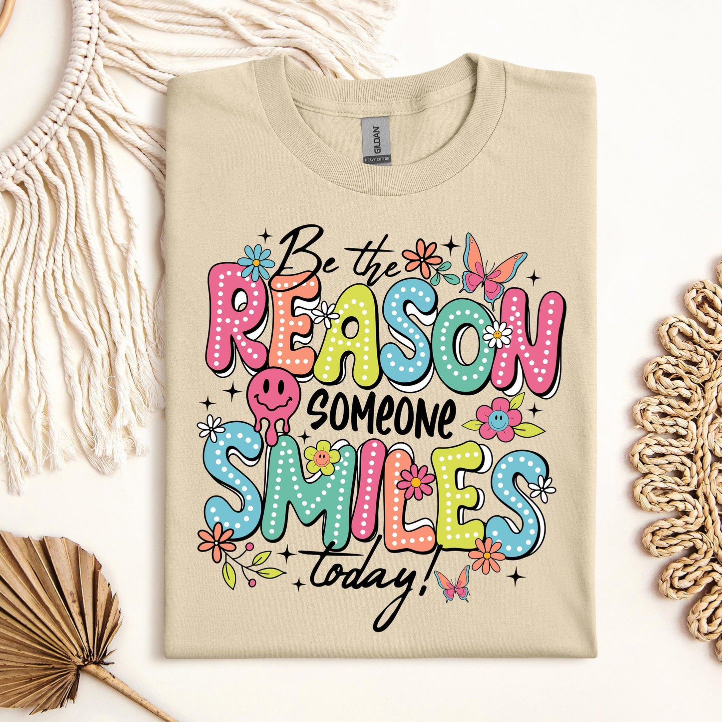 Be The Reason Someone Smiles Today 01