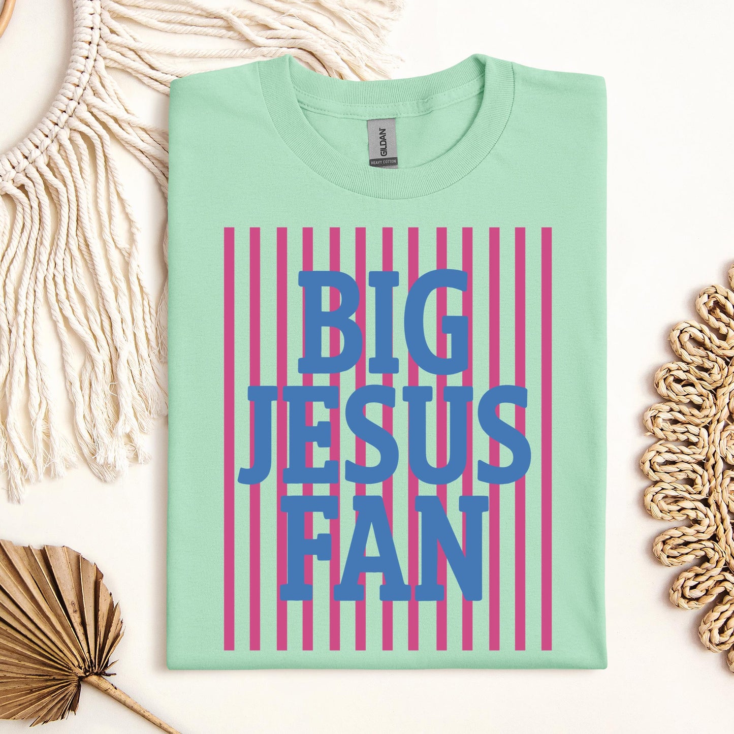 Big Jesus Fan 01