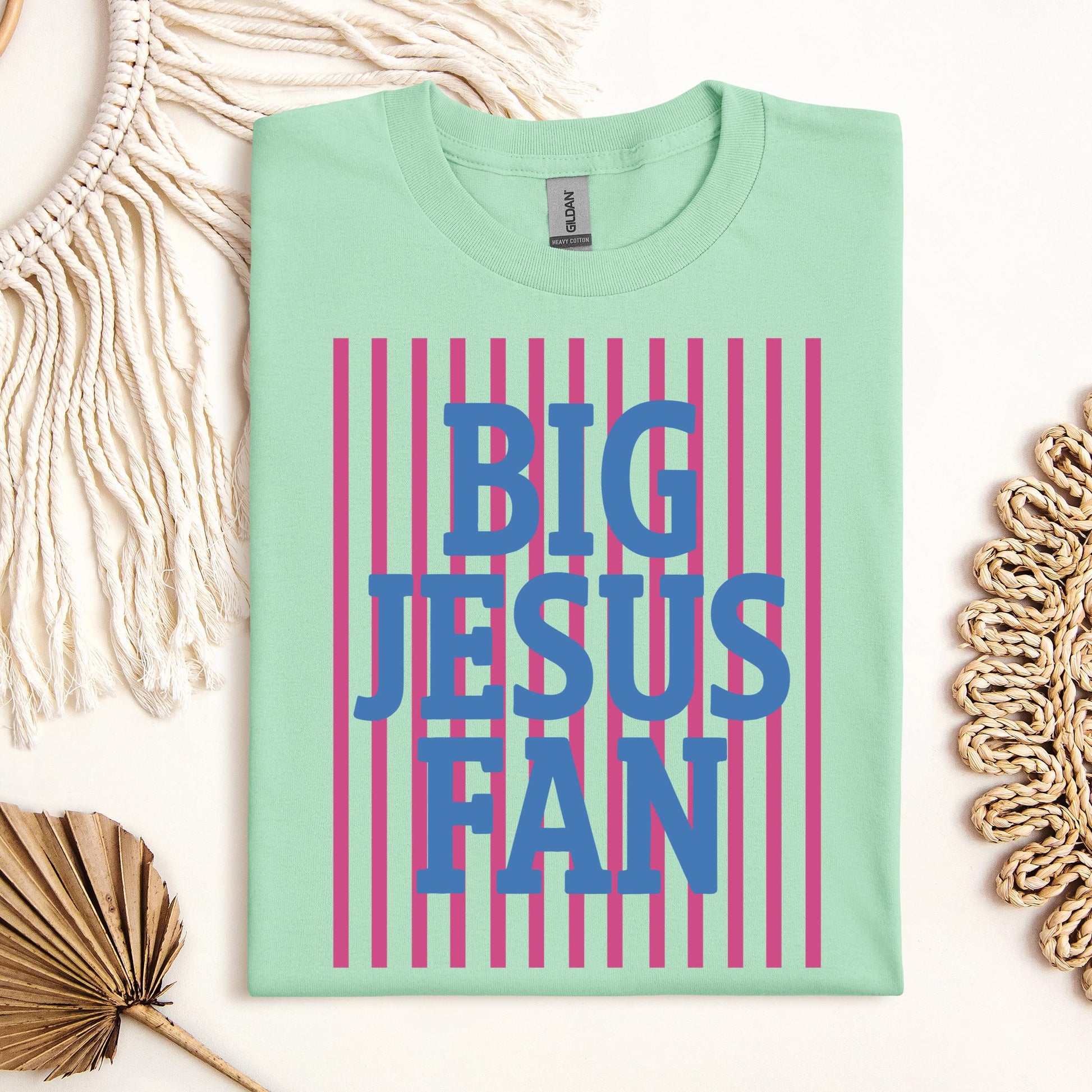 Big Jesus Fan 01