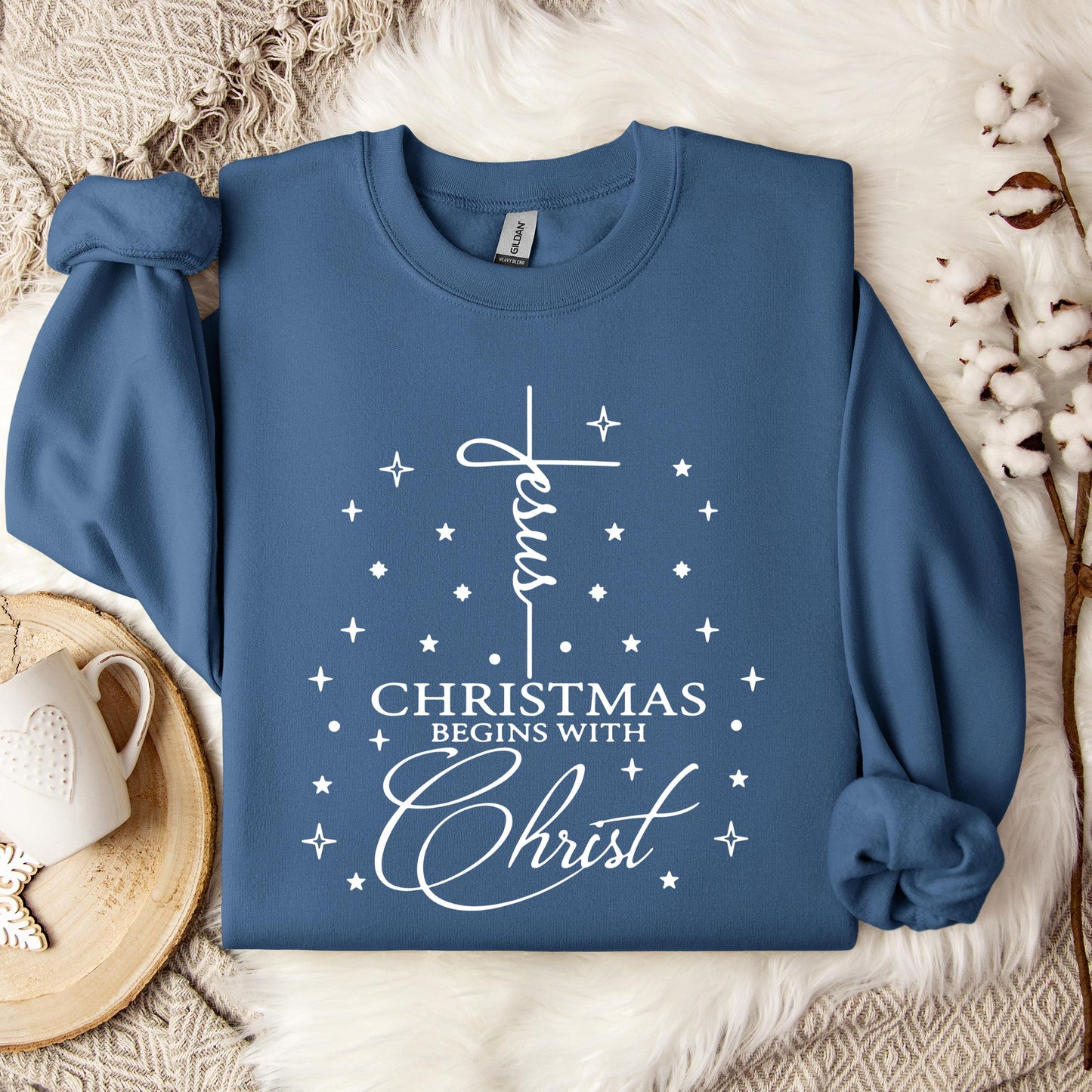 Christmas Begins With Christ 01 Sweatshirt