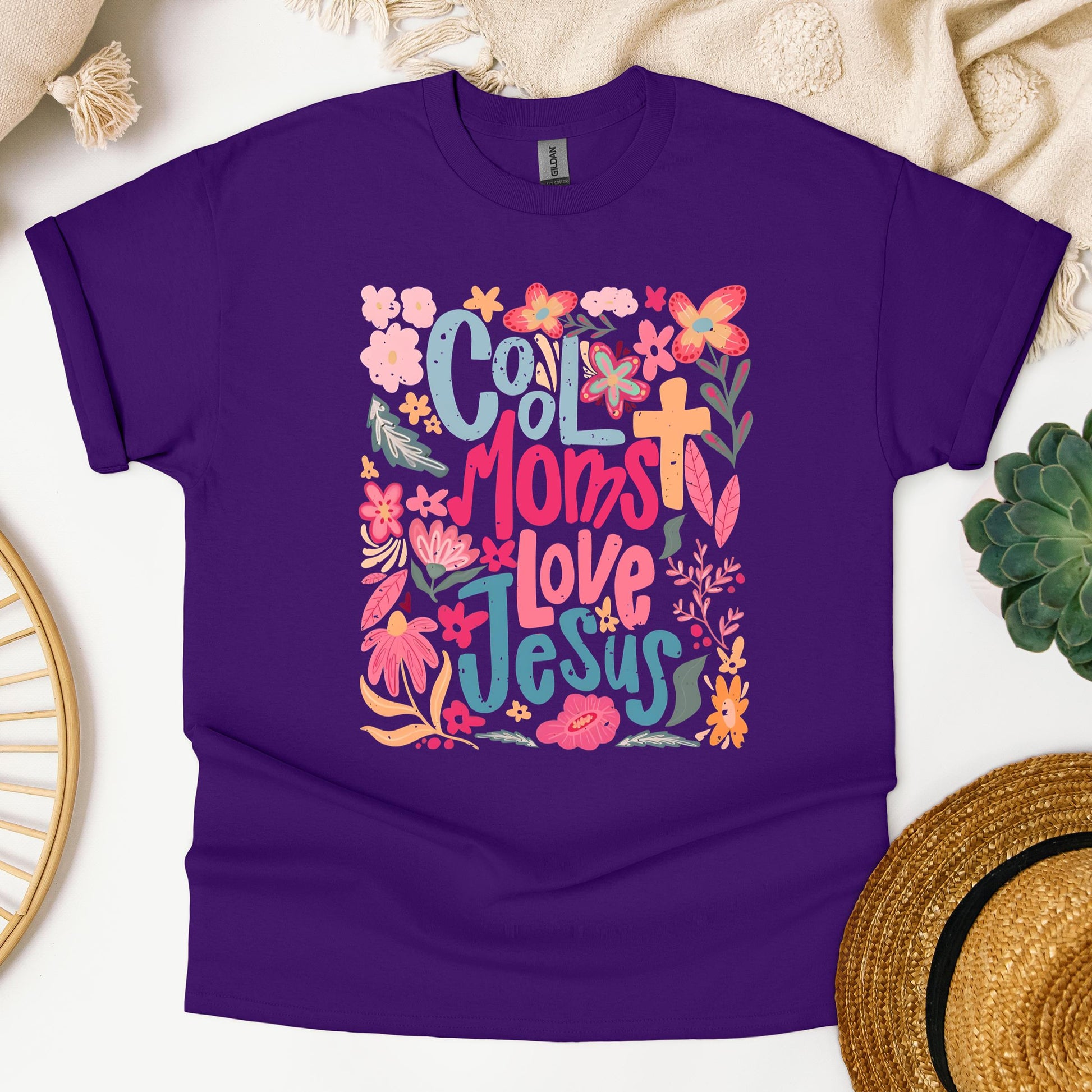 Cool Moms Love Jesus 01