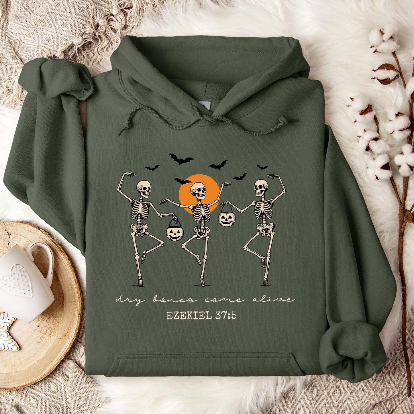 Dry Bones Come Alive Ezekiel 37.5 01 Hoodie