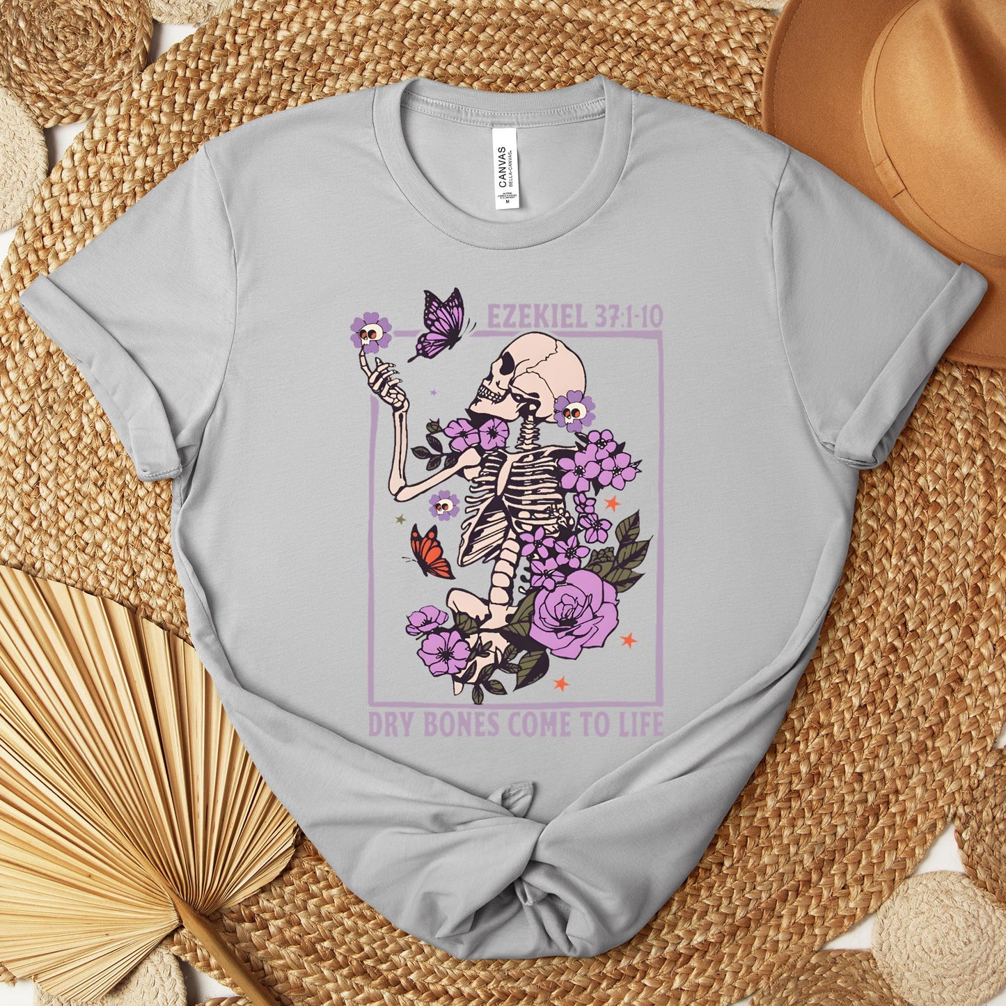 Dry Bones Come To Life Ezekiel 37.1-10 Premium T-shirt