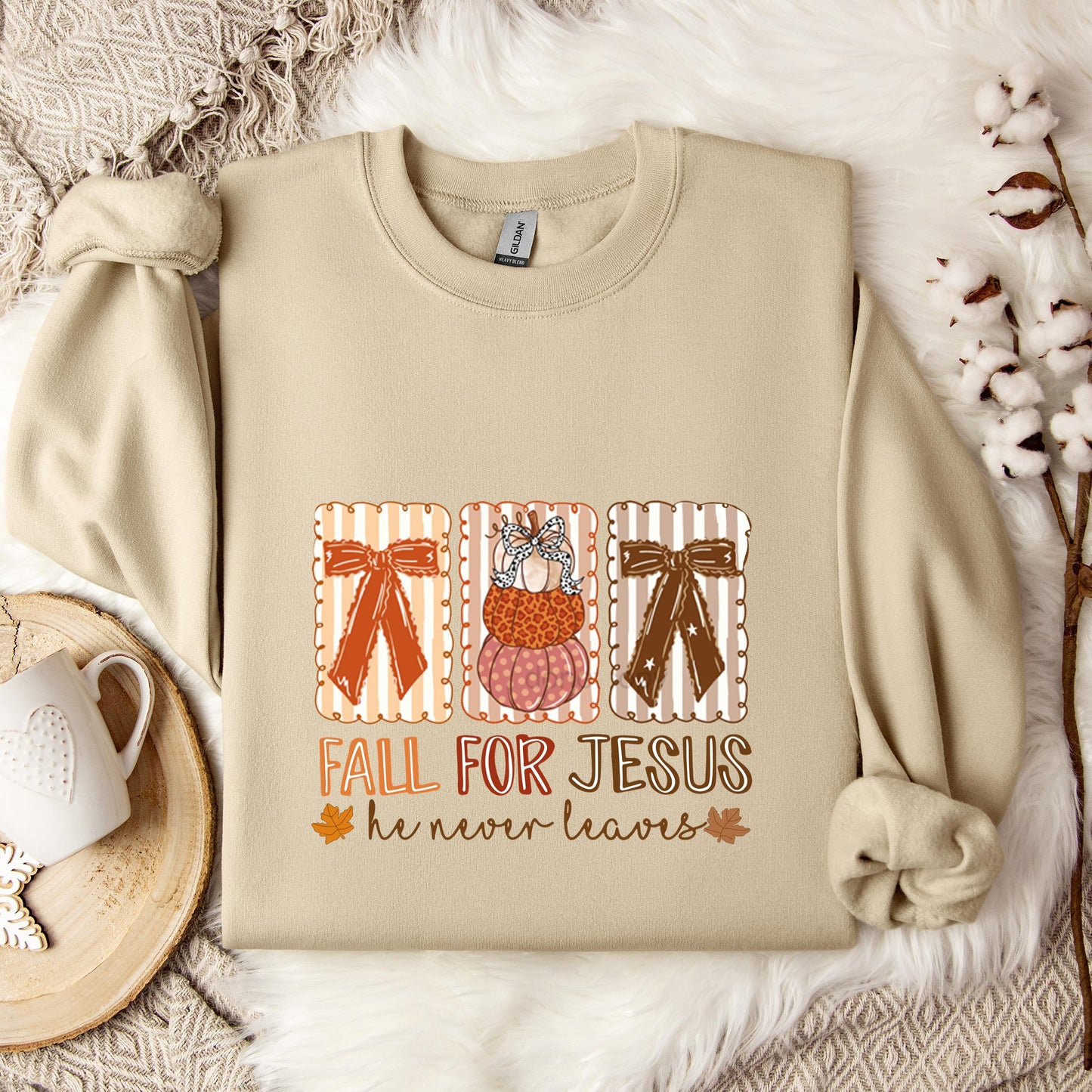 Fall For Jesus He Never Leaves 03 Sweatshirt