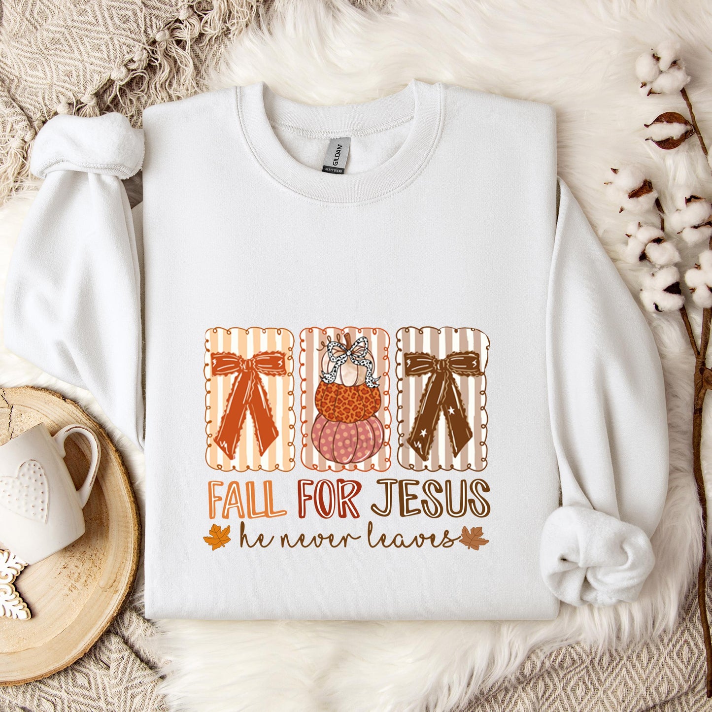 Fall For Jesus He Never Leaves 03 Sweatshirt