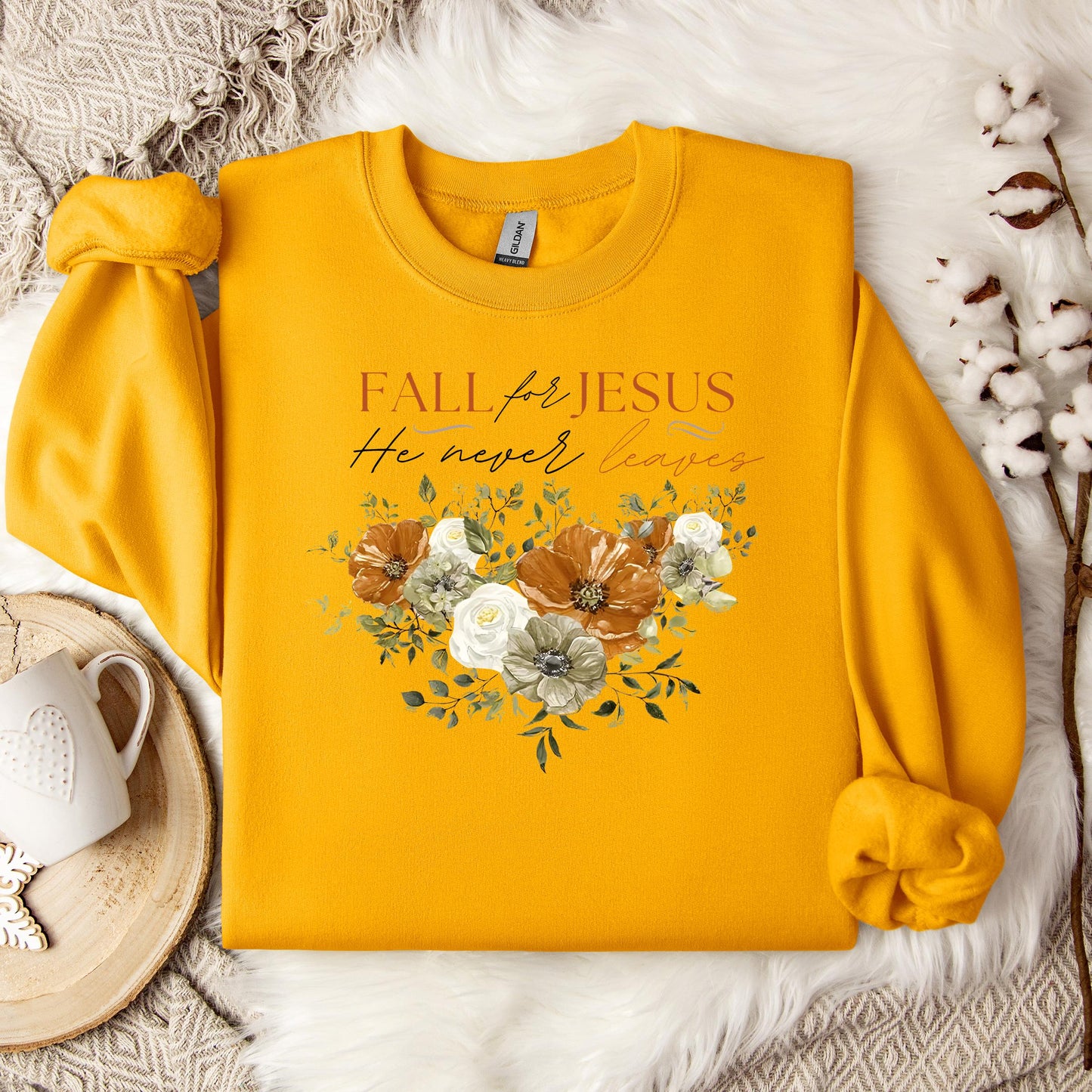 Fall For Jesus He Never Leaves 25 Sweatshirt