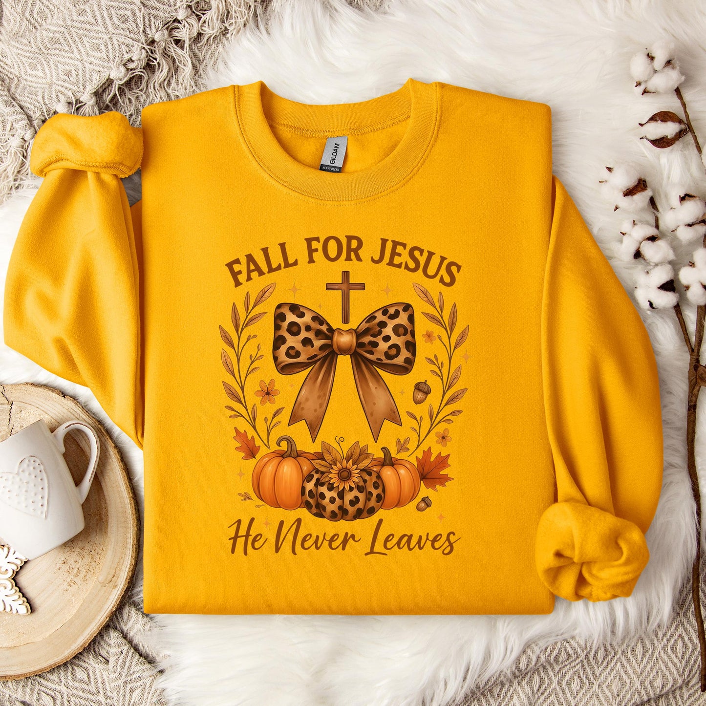 Fall For Jesus He Never Leaves 26 Sweatshirt