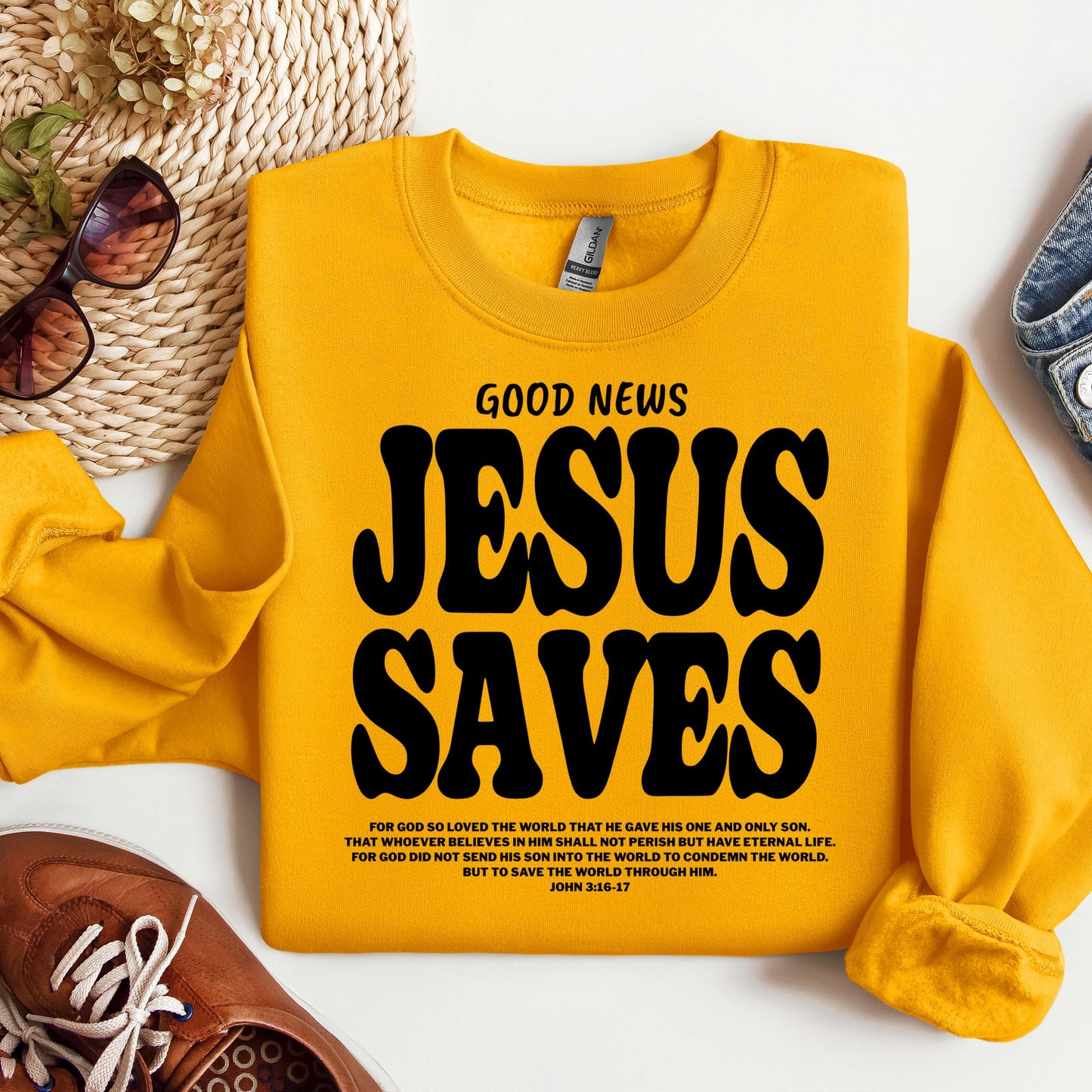 Good News Jesus Saves John 3.16-17 01