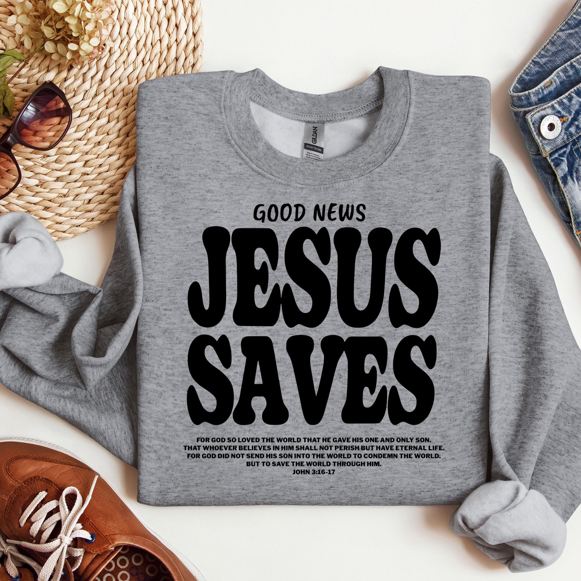 Good News Jesus Saves John 3.16-17 01