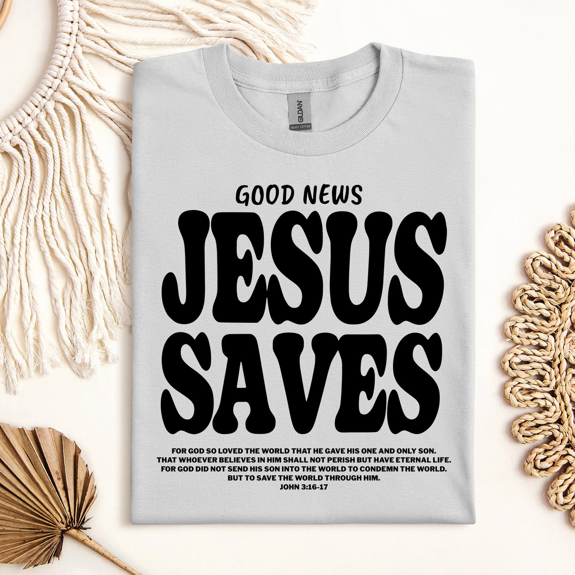 Good News Jesus Saves John 3.16-17 01