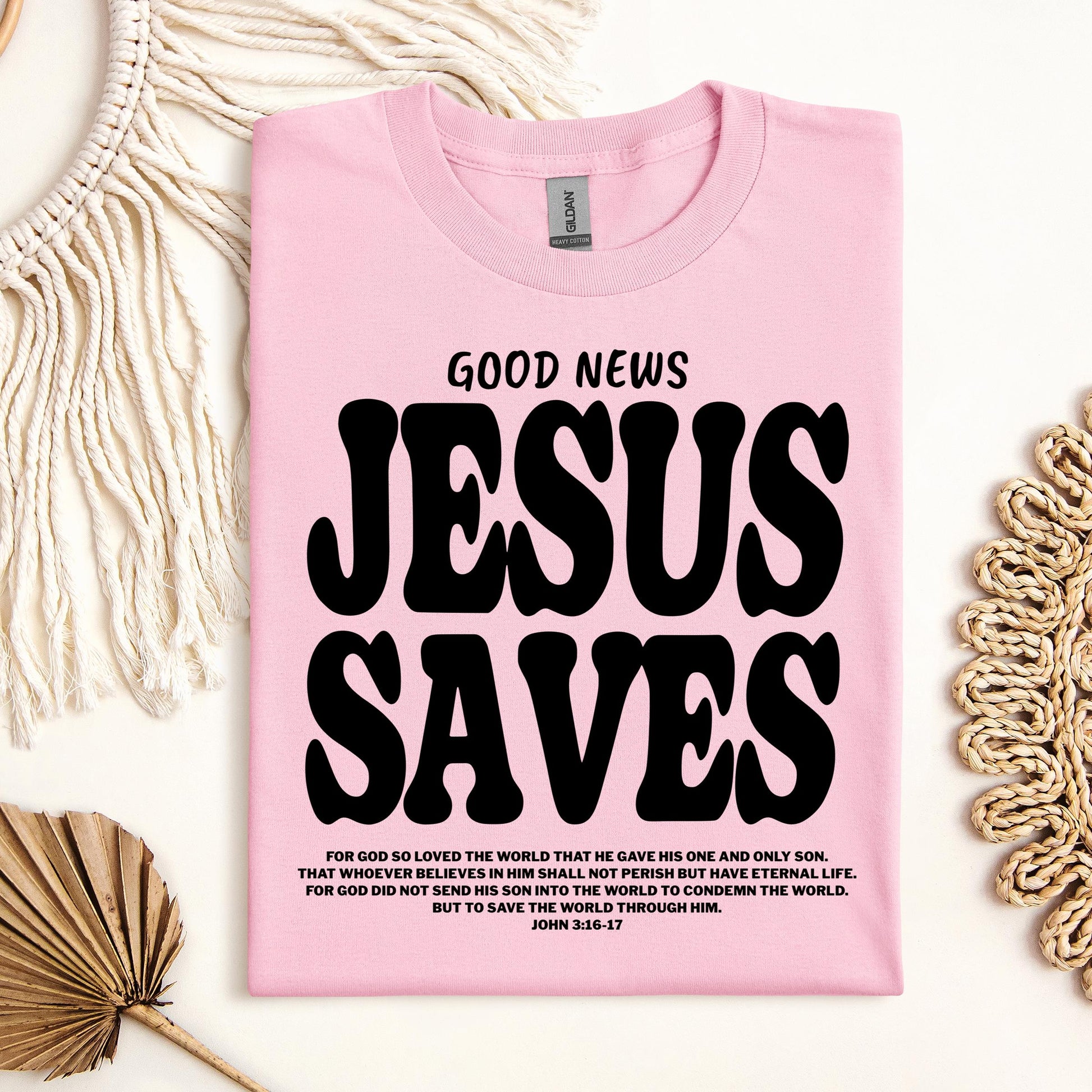 Good News Jesus Saves John 3.16-17 01