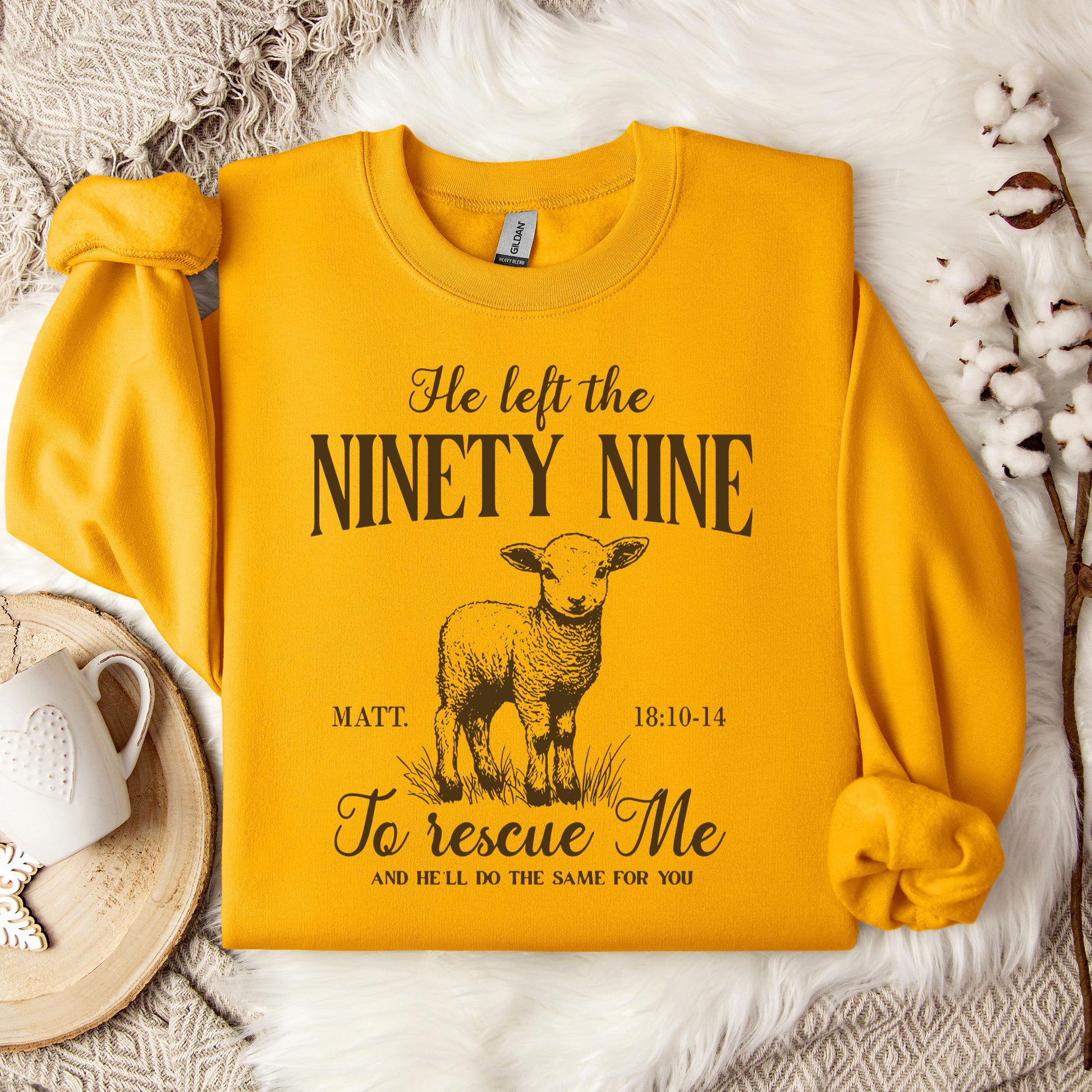 He Left The 99 To Rescue Me Matt 18.10-14 Sweatshirt