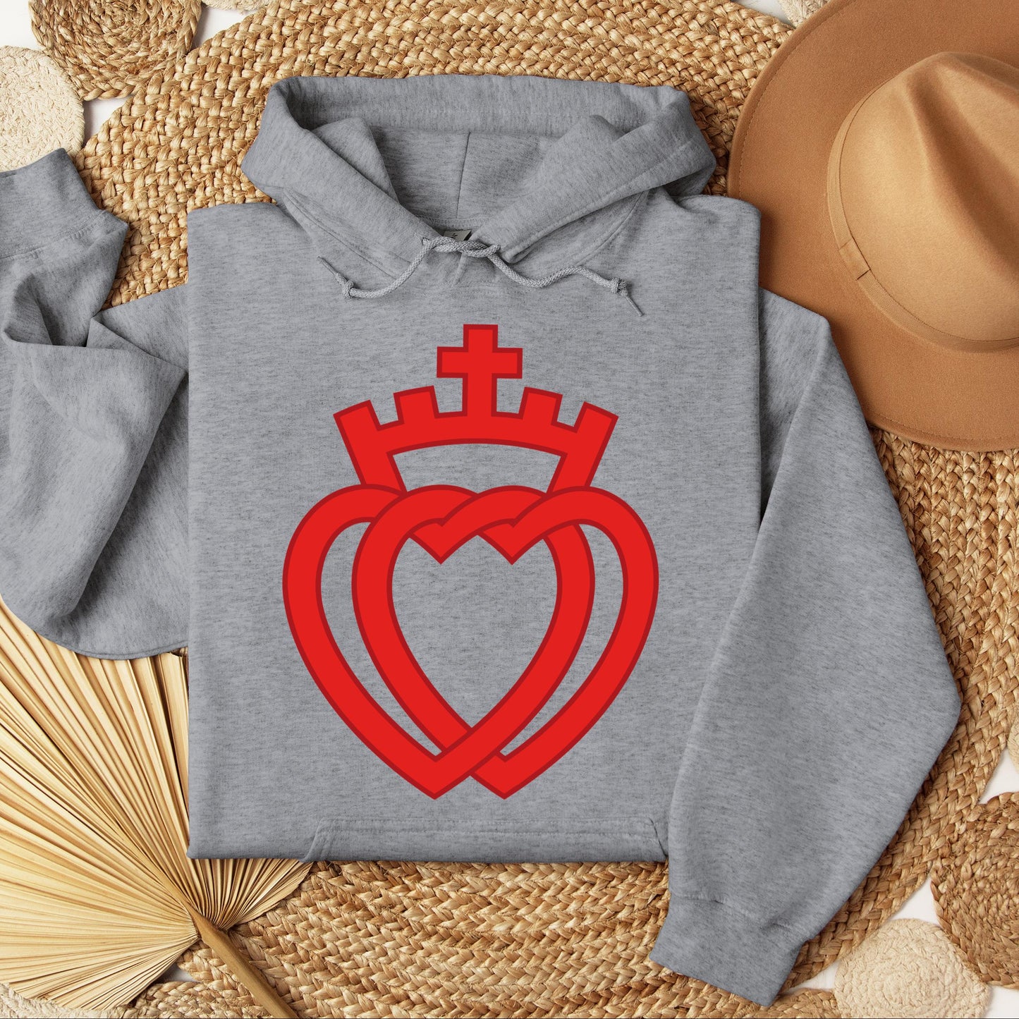Hearts Entwined With A Crown