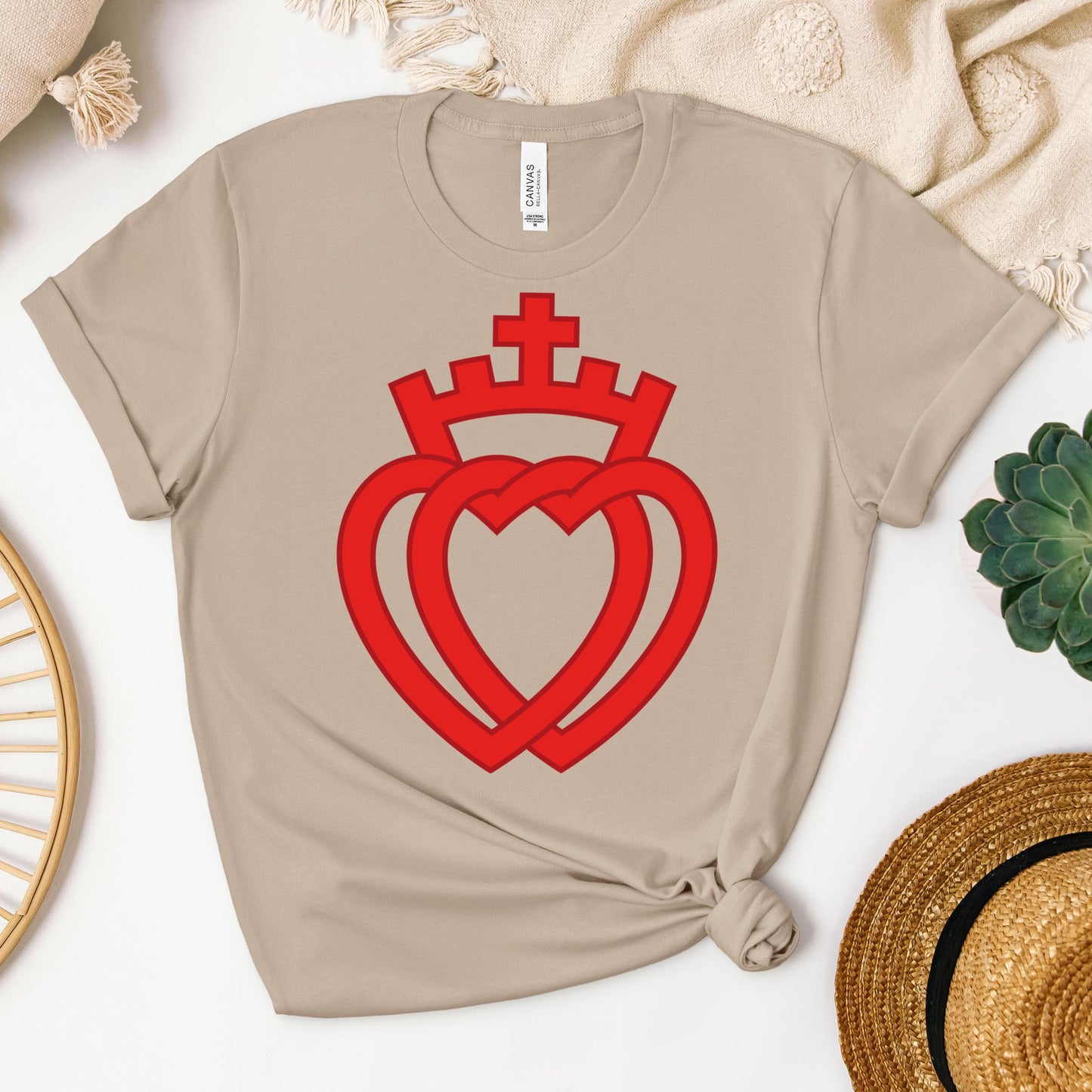 Hearts Entwined With A Crown