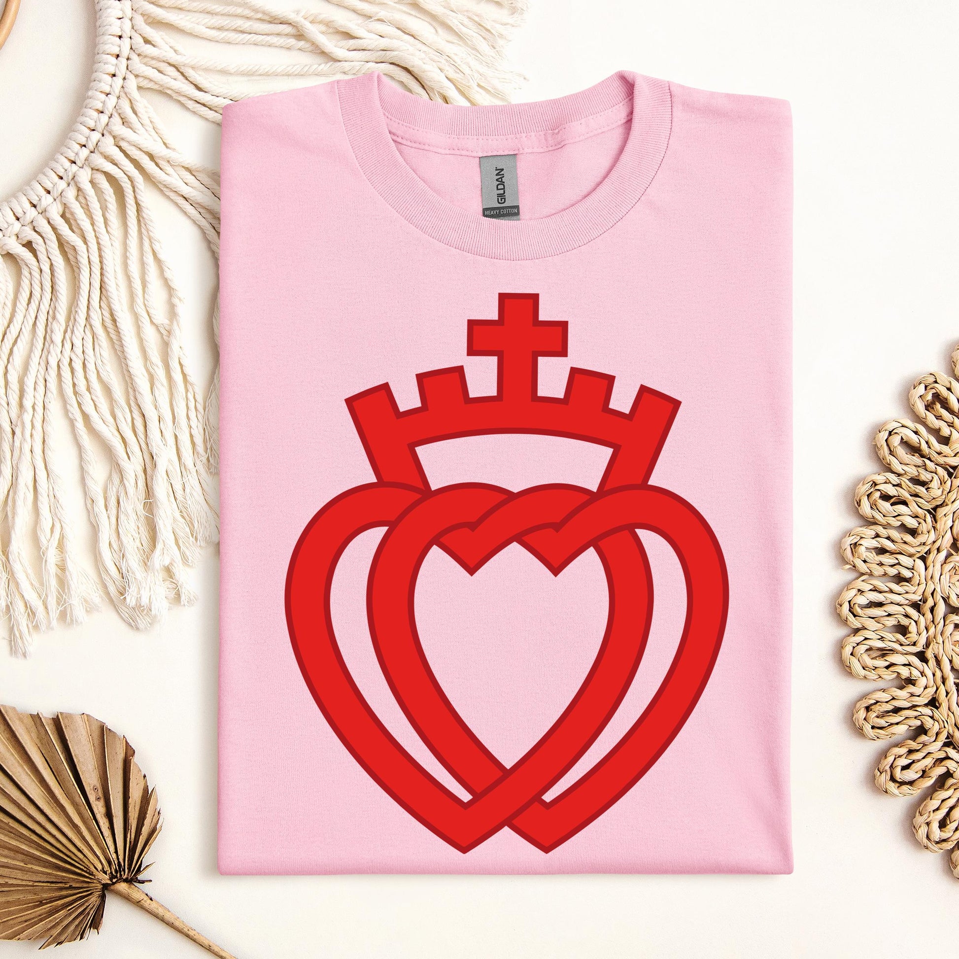 Hearts Entwined With A Crown