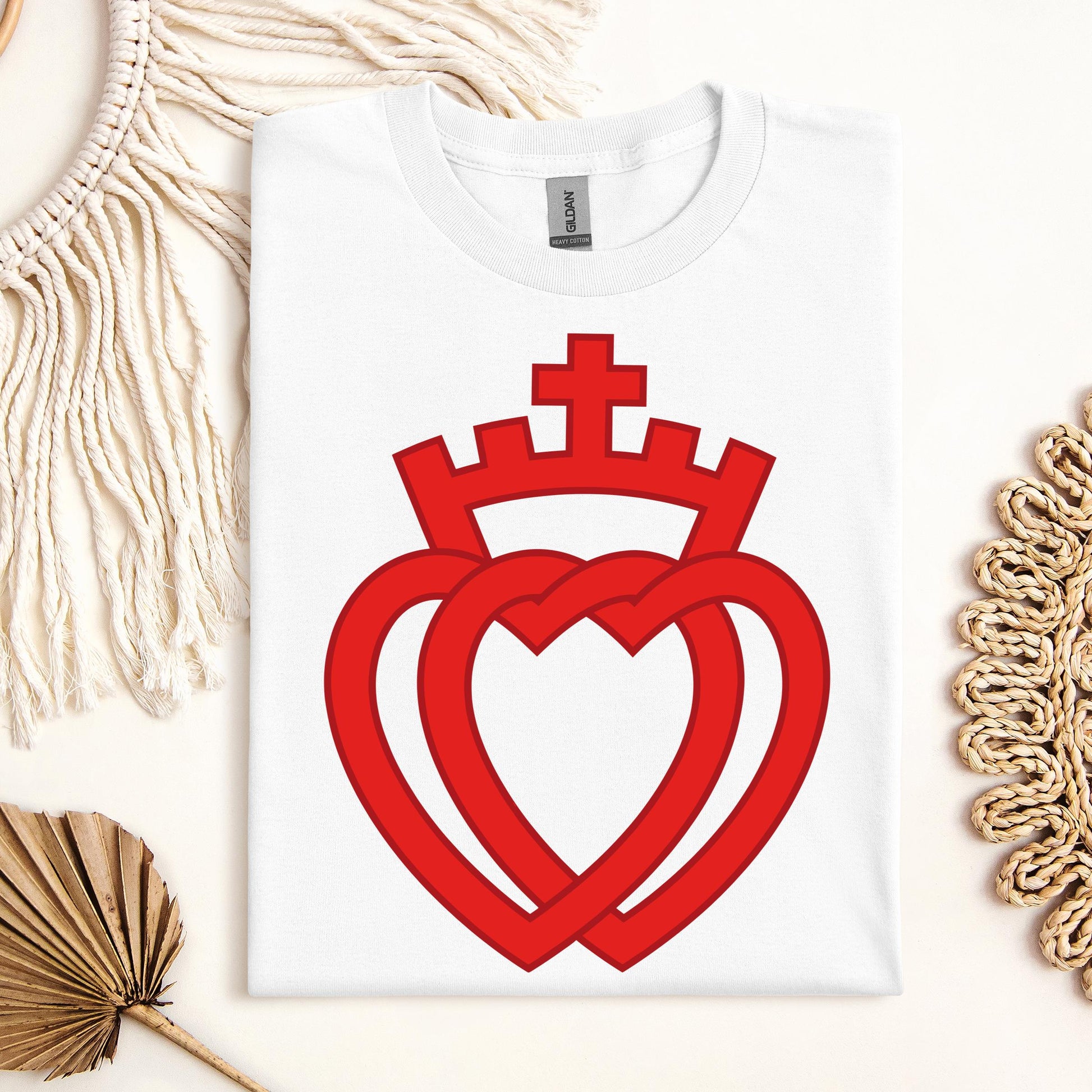 Hearts Entwined With A Crown