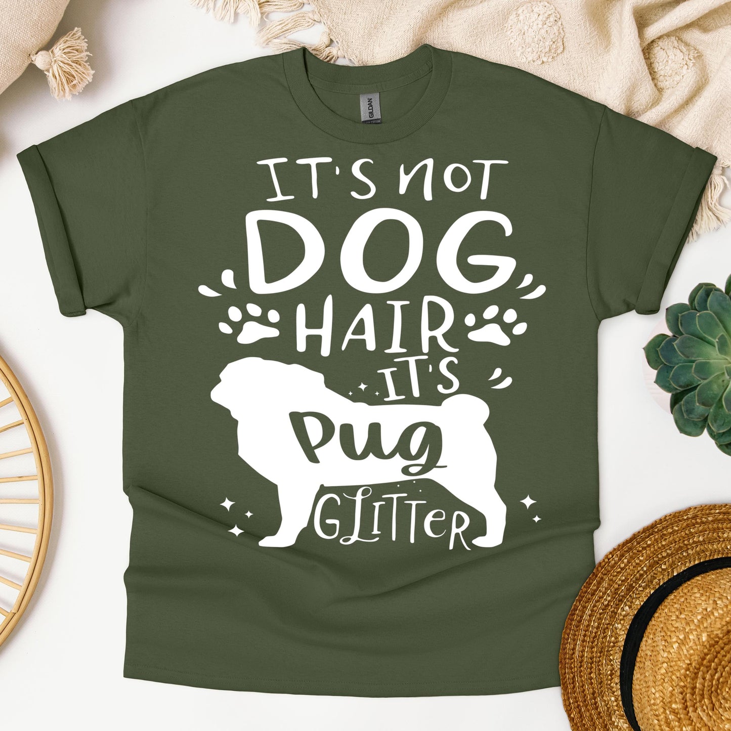 It's Not Dog Hair It's Pug Glitter 01
