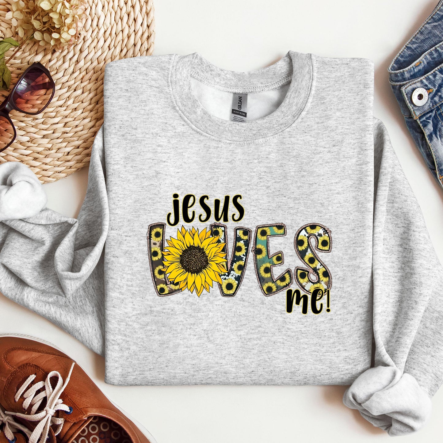 Jesus Loves Me