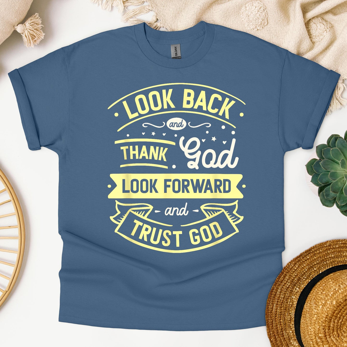 Look Back And Thank God Look Forward And Trust God 02