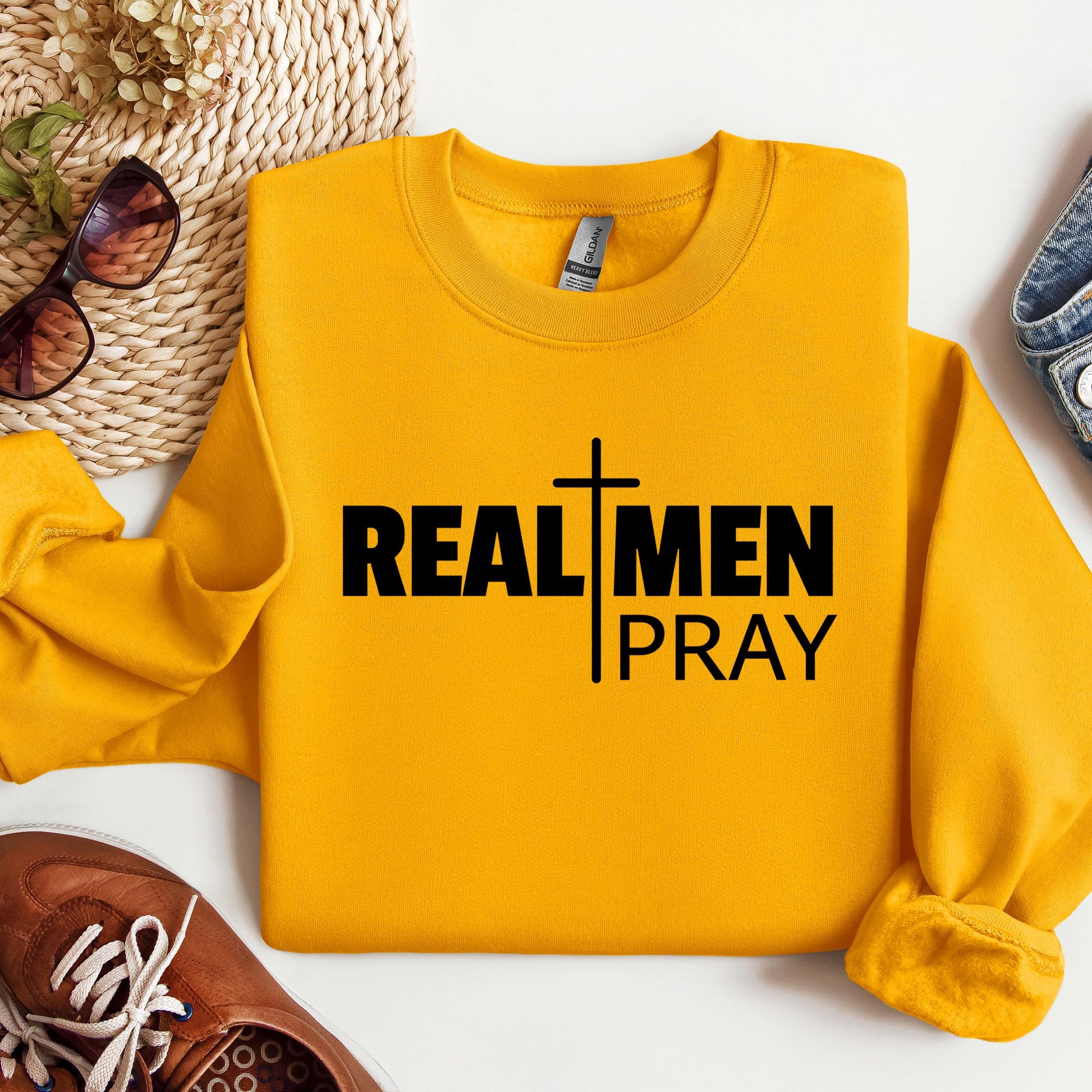 Real Men Pray 01