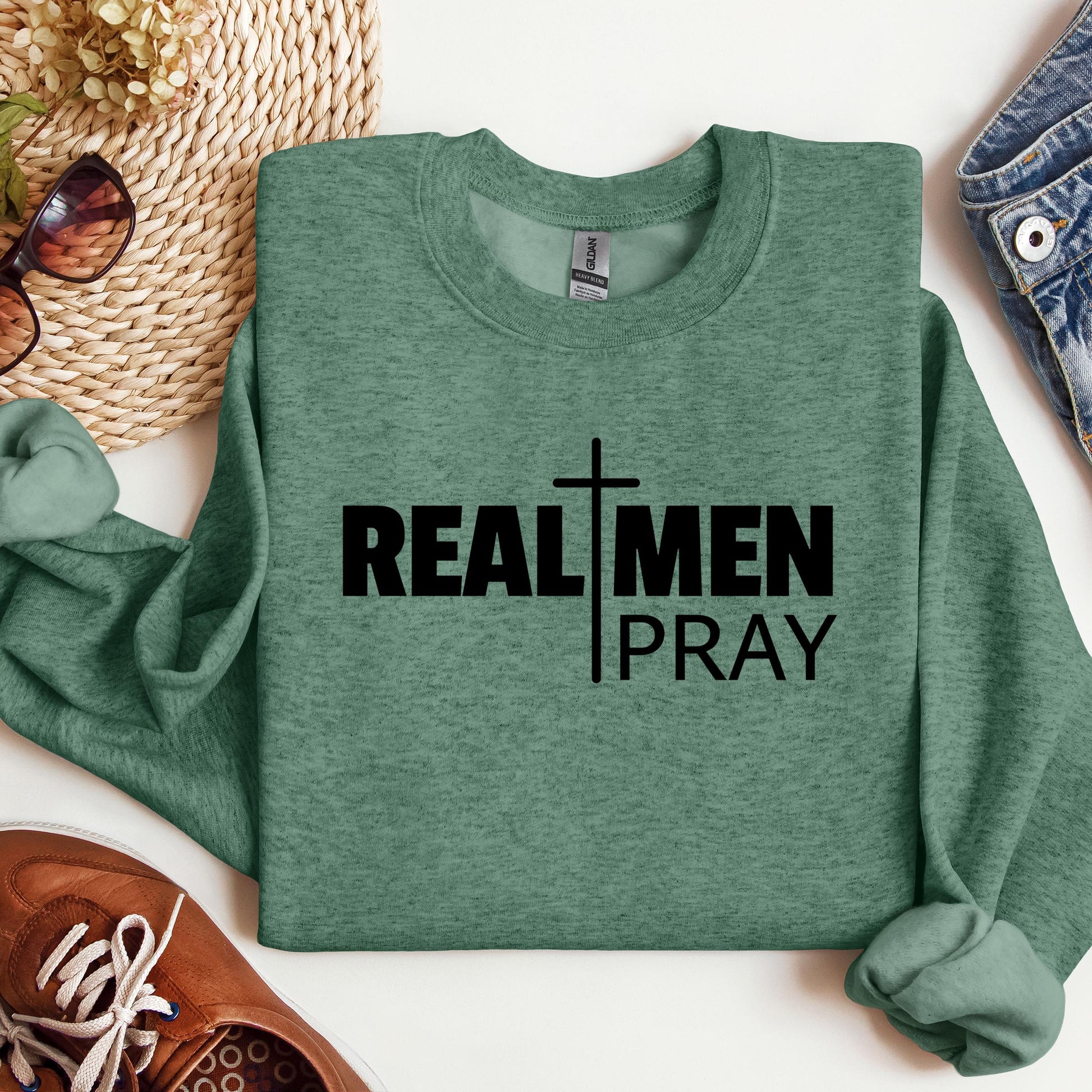 Real Men Pray 01