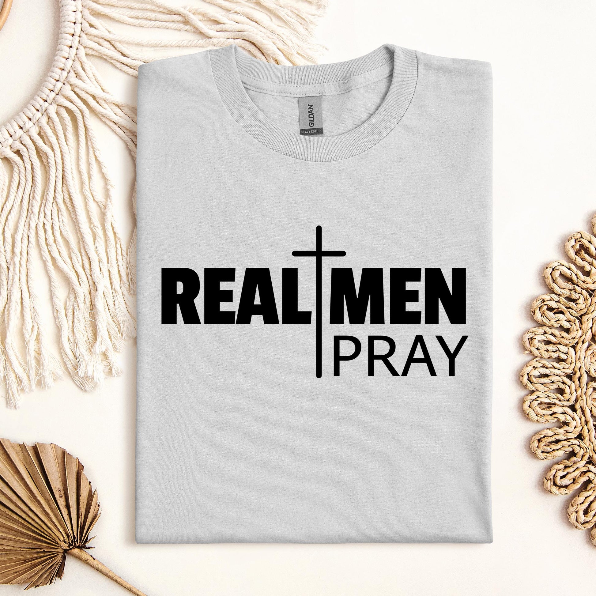 Real Men Pray 01