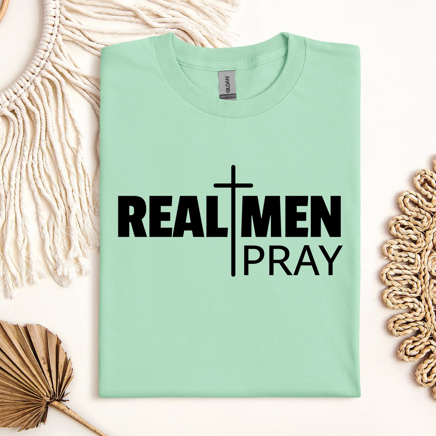 Real Men Pray 01