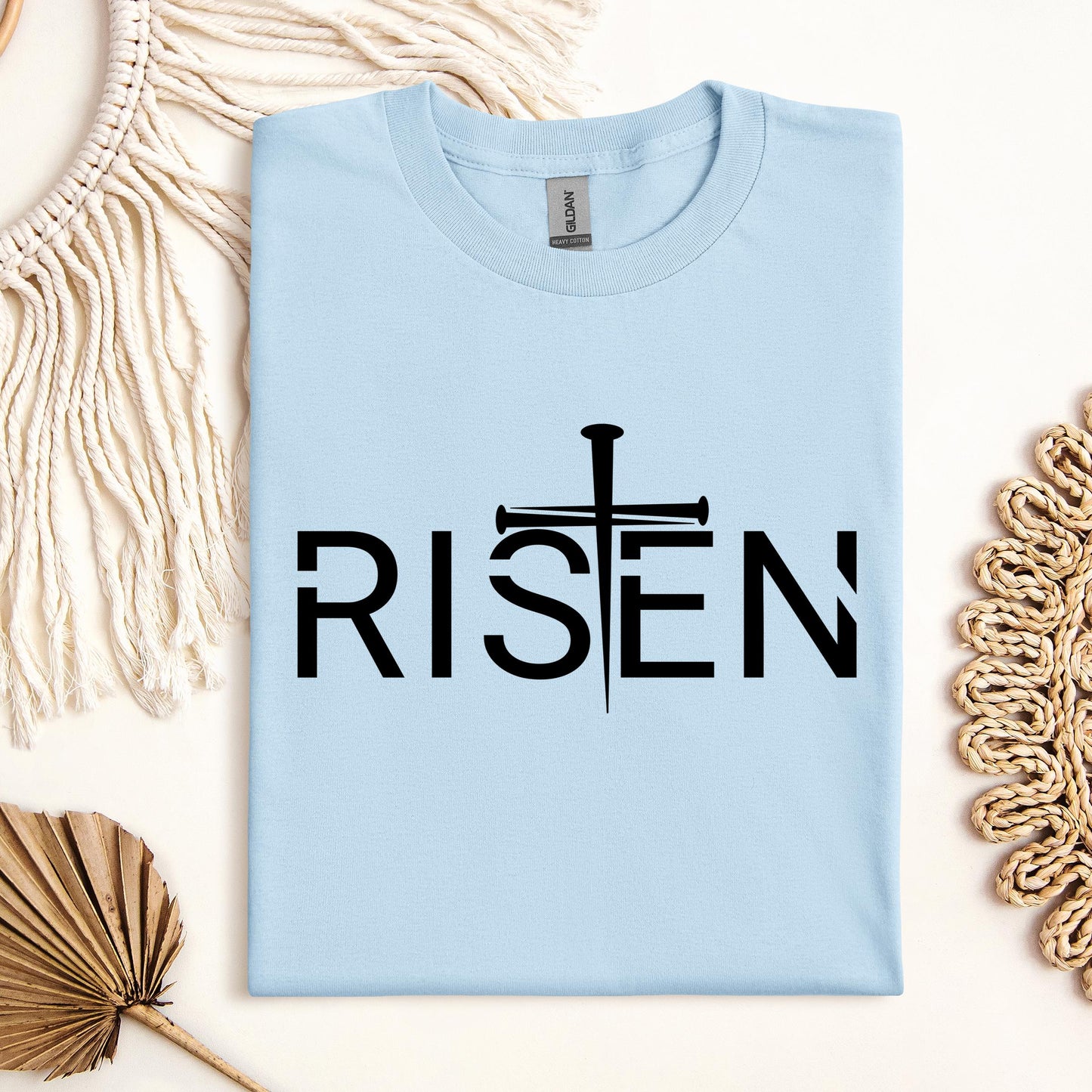 Risen 01