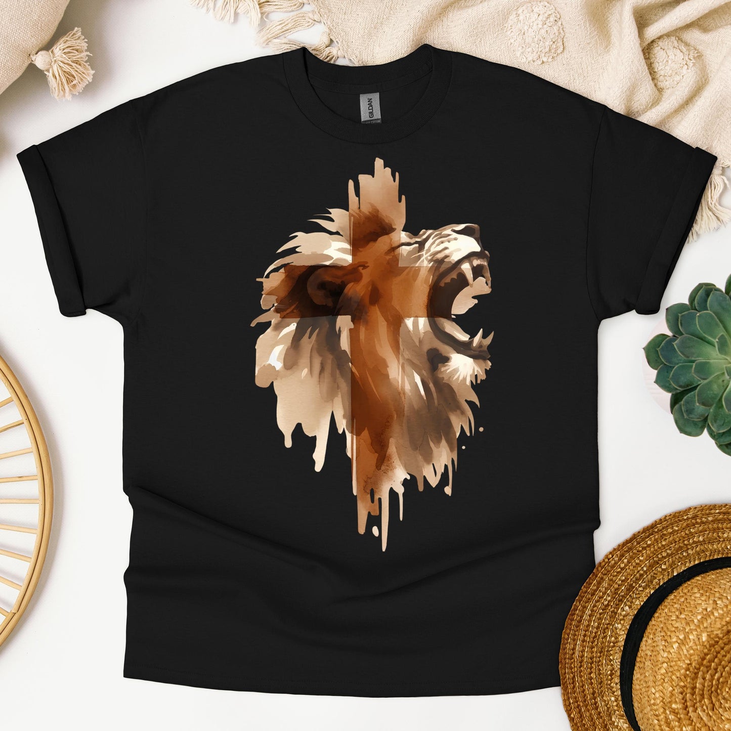 Roaring Lion Cross 01