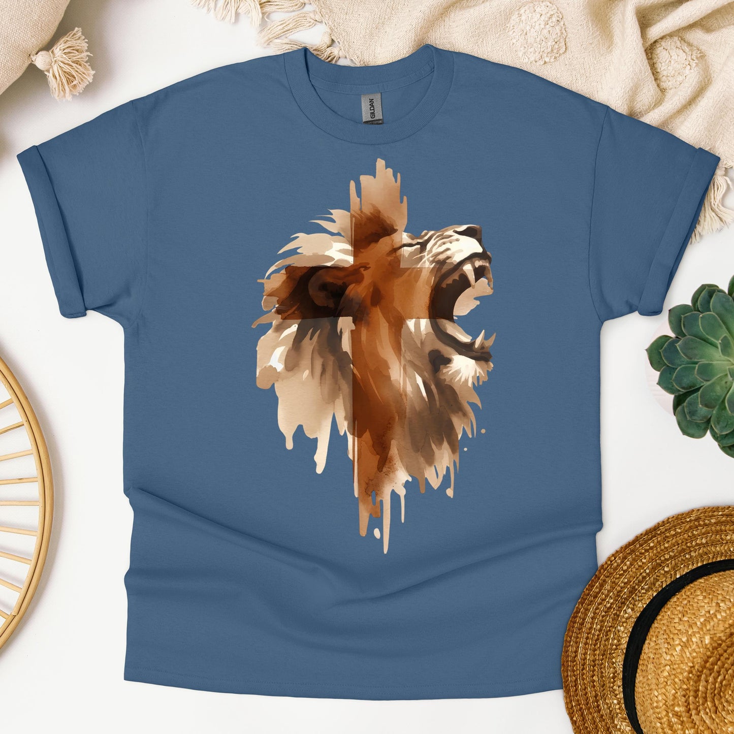 Roaring Lion Cross 01