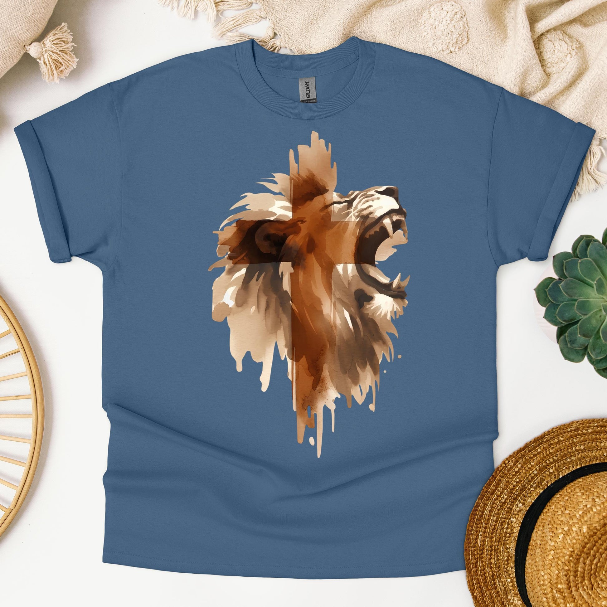 Roaring Lion Cross 01