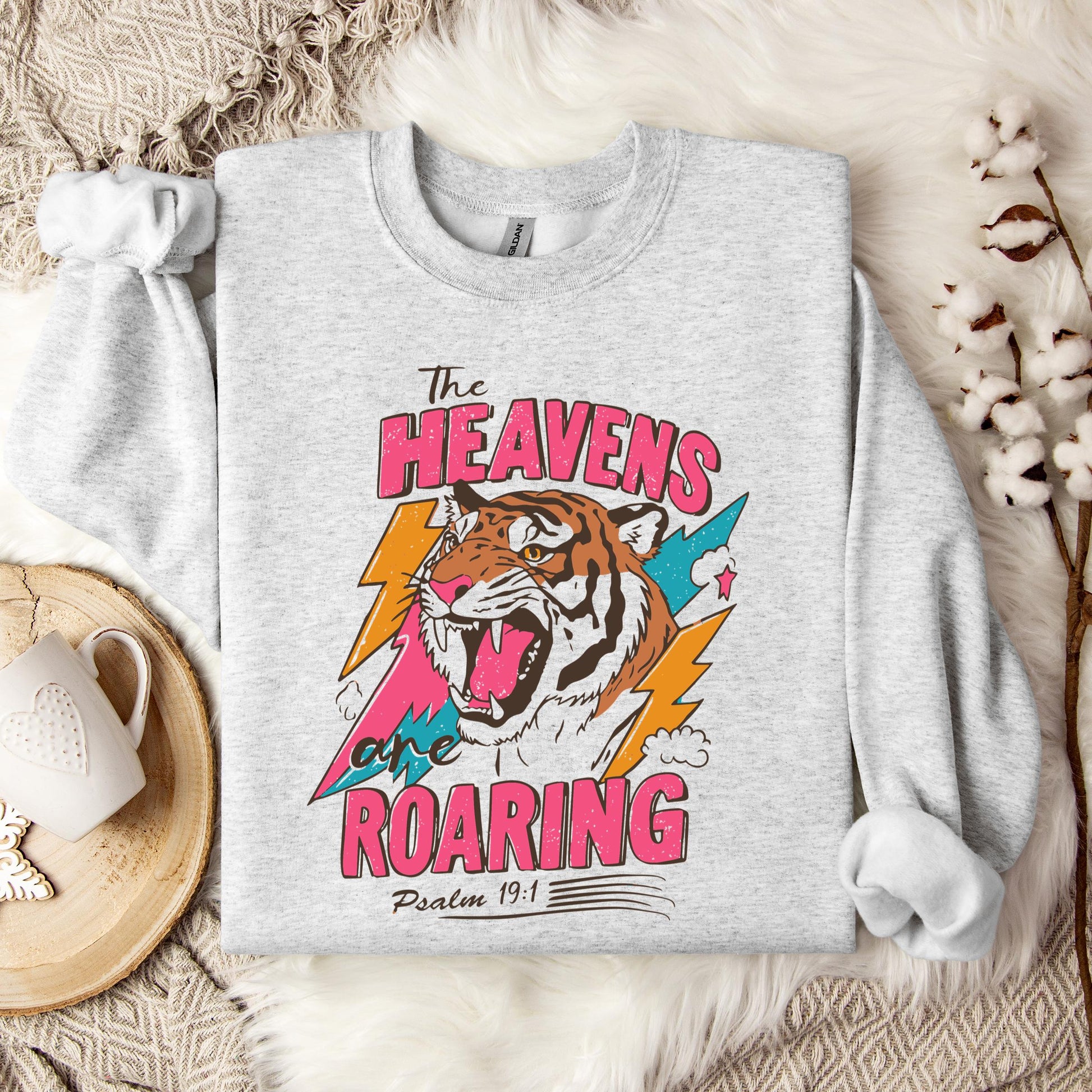 The Heavens Are Roaring Psalm 19.1 Sweatshirt