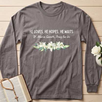 He Loves He Hopes He Waits 02