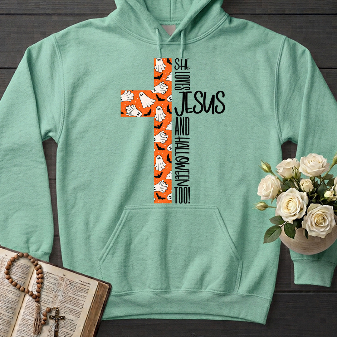 She Loves Jesus And Halloween Too 01
